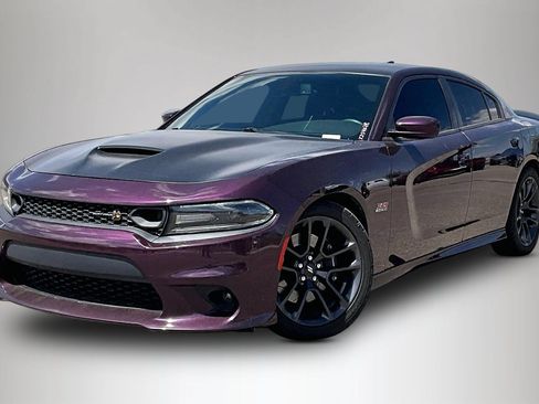 Used 2020 Dodge Charger Scat Pack w/ Navigation & Travel Group RWD image 3