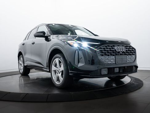 New 2025 Audi Q5 2.0T Premium Plus image 1