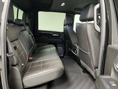 Used 2024 Chevrolet Silverado 3500 High Country w/ Technology Package AWD/4WD image 50