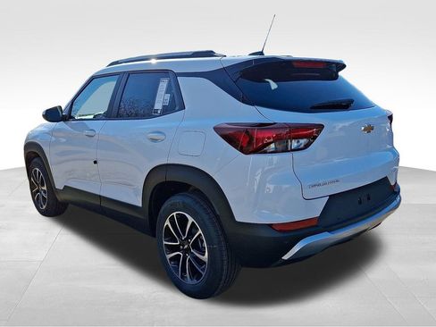 New 2026 Chevrolet TrailBlazer LT w/ Driver Confidence Package image 3