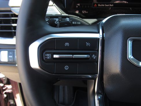 Used 2024 GMC Acadia Elevation w/ Luxury Package FWD image 24