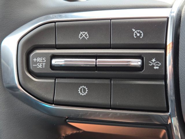 New 2027 GMC Terrain Elevation w/ Elevation Premium Package FWD image 32