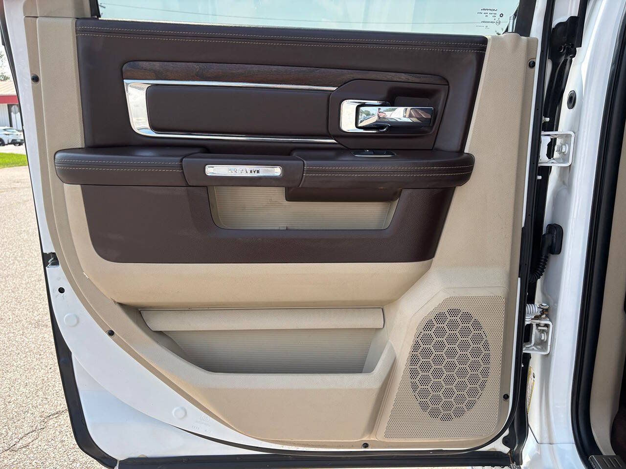 Used 2013 RAM 1500 Laramie Longhorn w/ Convenience Group AWD/4WD image 18