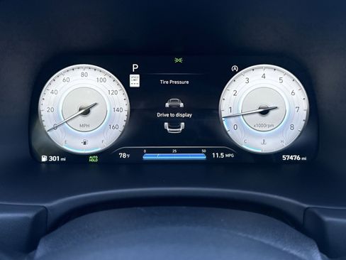 Used 2024 Hyundai Palisade Calligraphy image 17