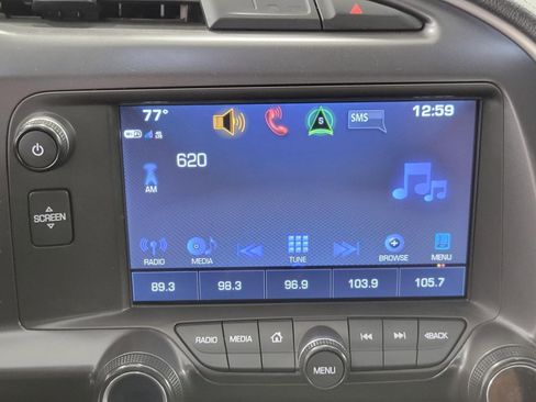 Used 2018 Chevrolet Corvette Stingray Coupe w/ 1LT RWD image 29