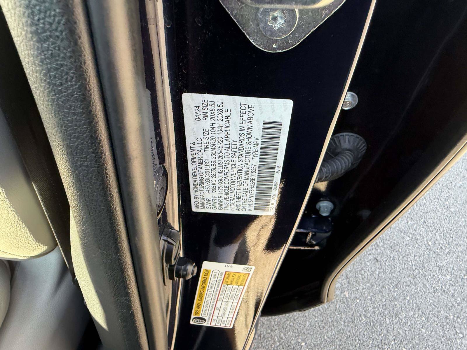 Certified 2024 Honda Passport EX-L image 32