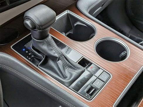 Used 2024 Toyota Sienna LE image 20