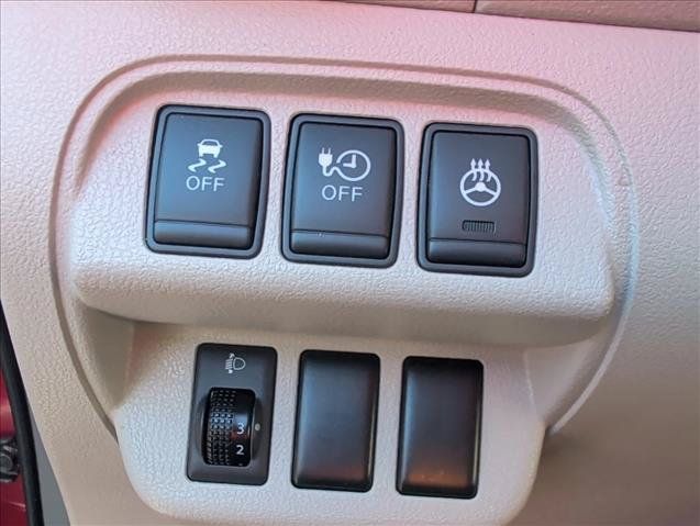 Used 2012 Nissan Leaf SL FWD image 14