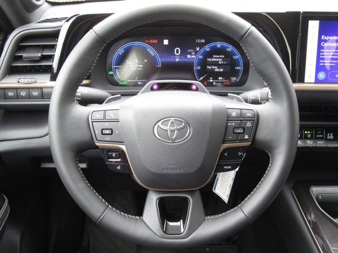 New 2026 Toyota Crown Signia image 26