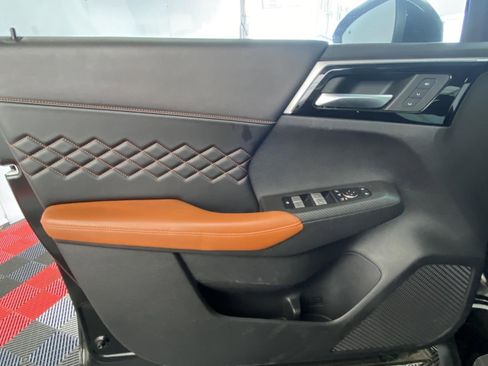 Used 2022 Mitsubishi Outlander SEL AWD/4WD image 23