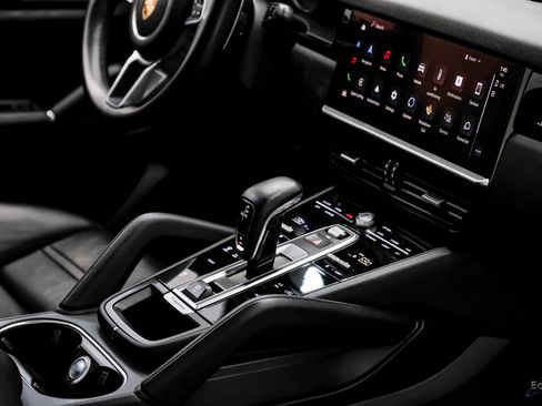 Used 2023 Porsche Cayenne image 50