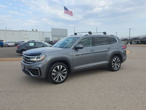 Used 2023 Volkswagen Atlas SEL Premium AWD/4WD image 2