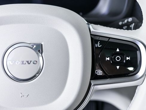 New 2026 Volvo XC90 B6 Ultra w/ Protection Package AWD/4WD image 11