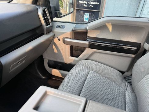 Used 2016 Ford F150 XLT w/ Equipment Group 301A Mid AWD/4WD image 9