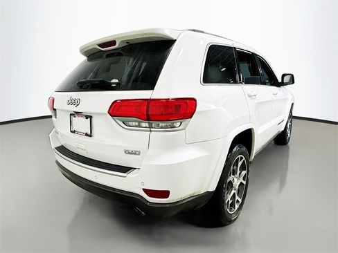 Used 2018 Jeep Grand Cherokee Limited image 8