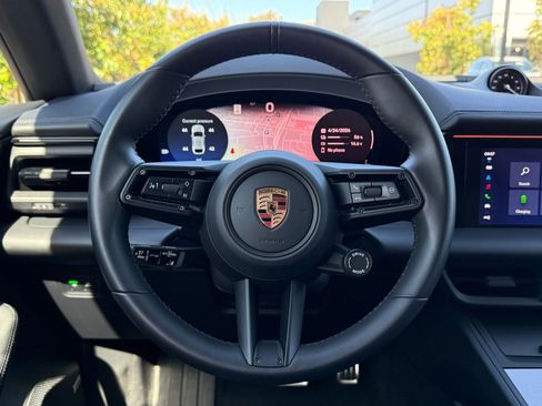 Used 2025 Porsche Macan 4S Electric AWD/4WD image 15