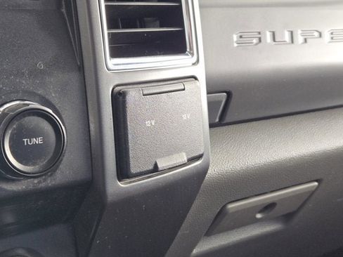 Used 2018 Ford F250 XLT image 27