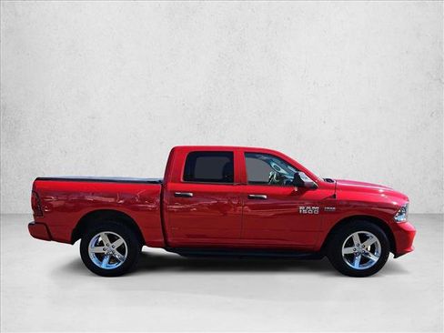 Used 2016 RAM 1500 Express w/ Popular Equipment Group image 4