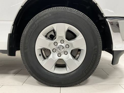 Used 2024 RAM 1500 Lone Star AWD/4WD image 11