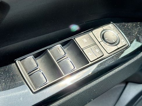Used 2017 Lexus LX 570 4WD w/ Luxury Package image 14