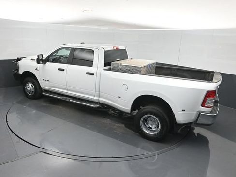 Used 2024 RAM 3500 Big Horn AWD/4WD image 44