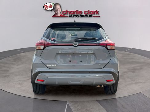 Used 2024 Nissan Kicks SR FWD image 4