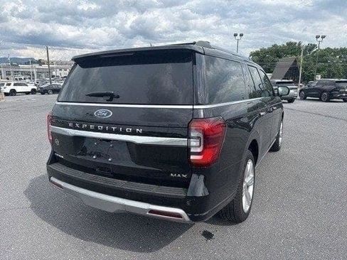 Used 2024 Ford Expedition Max Platinum image 5