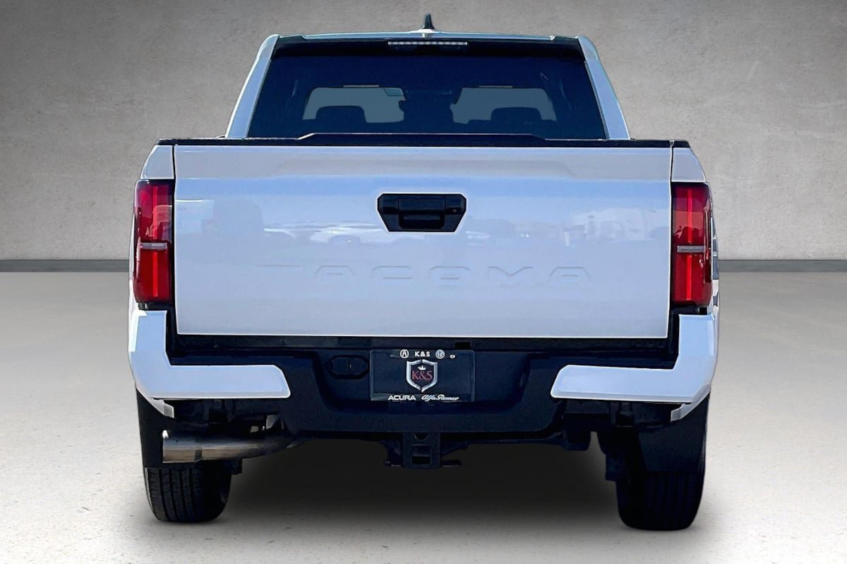 Used 2024 Toyota Tacoma SR5 RWD image 4
