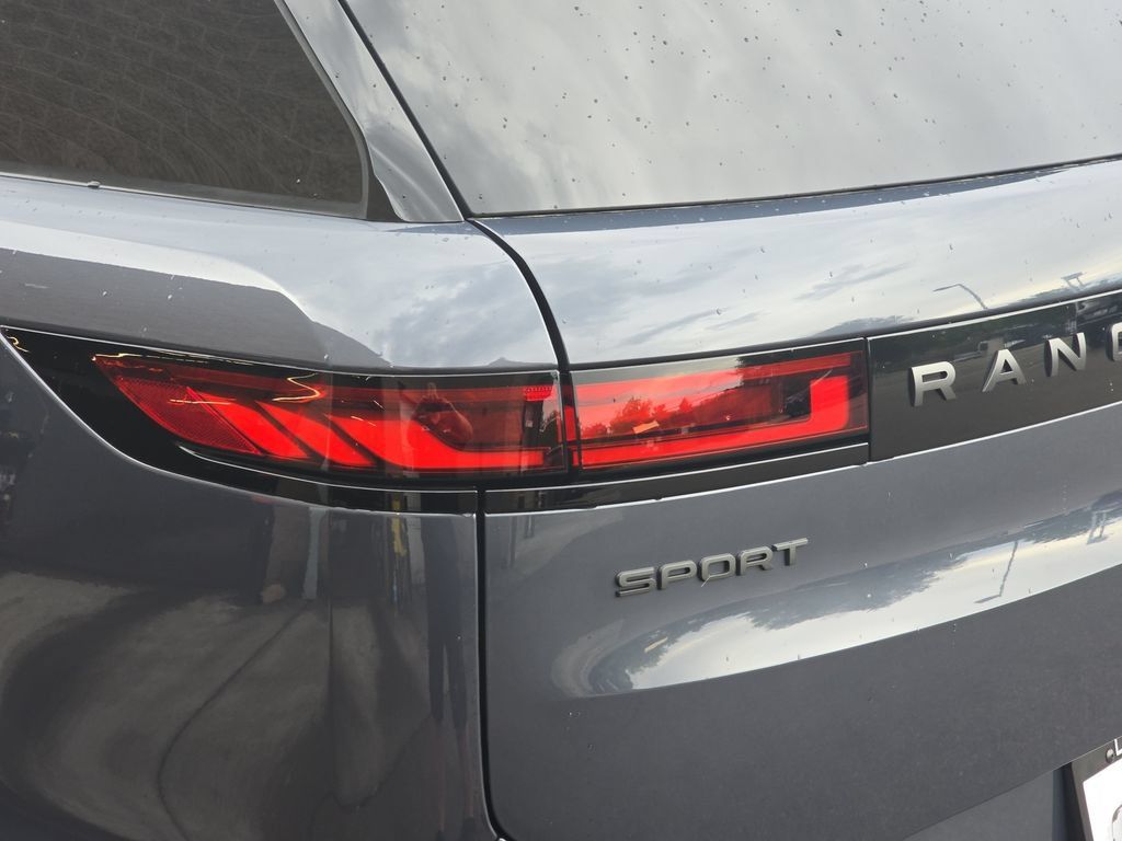 New 2026 Land Rover Range Rover Sport Dynamic SE AWD/4WD image 23