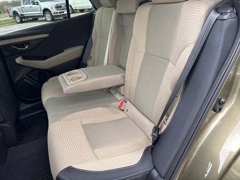 Used 2024 Subaru Outback Premium image 42
