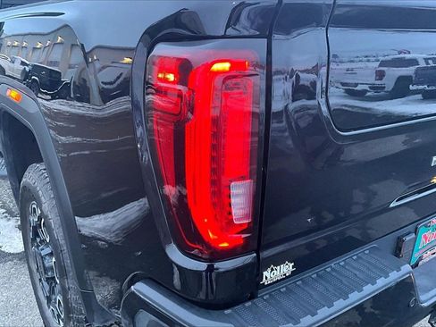 Used 2021 GMC Sierra 3500 Denali w/ Denali Ultimate Package image 31