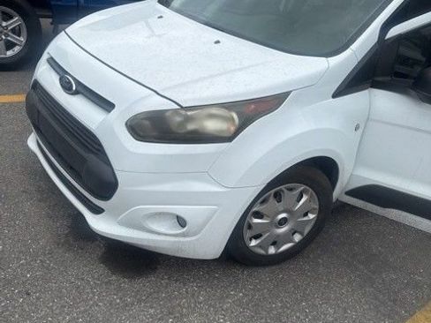Used 2015 Ford Transit Connect XLT image 4