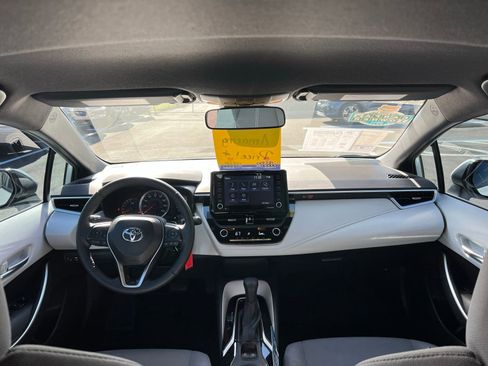 Used 2022 Toyota Corolla SE image 43