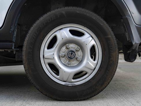 Used 2003 Honda CR-V LX image 17