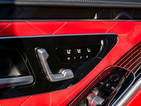 Used 2021 Mercedes-Benz S 580 4MATIC Sedan image 46