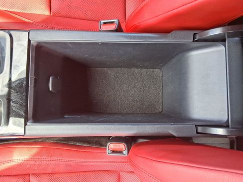 Used 2025 Toyota Camry XSE AWD/4WD image 15