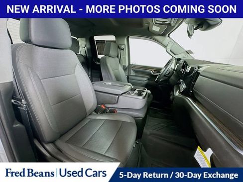 Used 2024 Chevrolet Silverado 1500 LT image 29