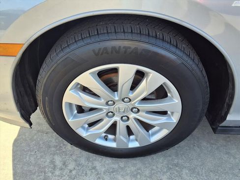 Used 2020 Honda Odyssey LX image 22