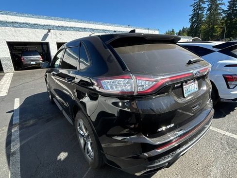 Used 2018 Ford Edge Sport w/ Technology Package AWD/4WD image 3