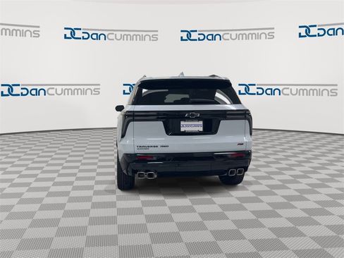 New 2026 Chevrolet Traverse RS w/ LPO, Floor Liner Package image 7