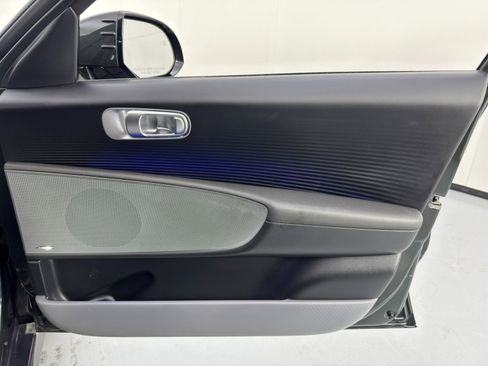 Used 2024 Hyundai Ioniq 6 Limited image 44