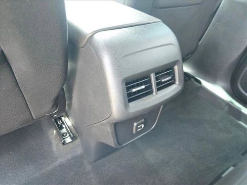 Used 2019 Chevrolet Equinox LT FWD image 17