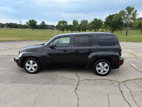 Used 2011 Chevrolet HHR LS FWD image 3