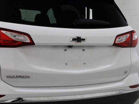Used 2021 Chevrolet Equinox LT image 8