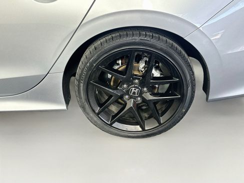 Used 2025 Honda Civic Sport image 11