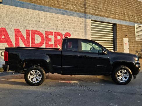 Used 2022 Chevrolet Colorado LT w/ Fleet Safety Package image 8