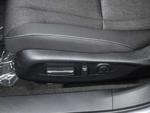 Used 2025 Honda Accord SE image 16