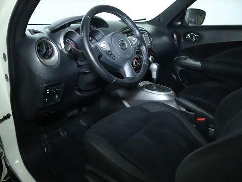 Used 2017 Nissan Juke SV image 29