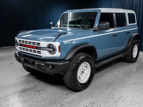 Used 2024 Ford Bronco Heritage Edition image 1