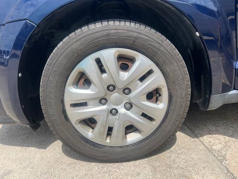 Used 2019 Dodge Journey SE FWD image 21